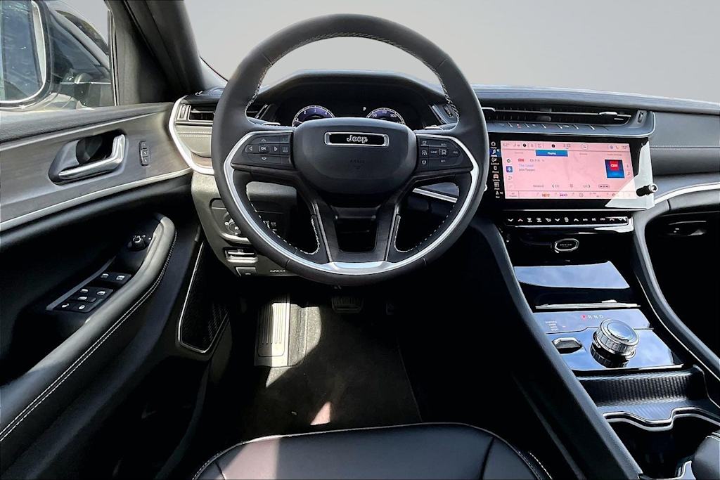 Thumbnail: 2026 Jeep Grand Cherokee L - 14