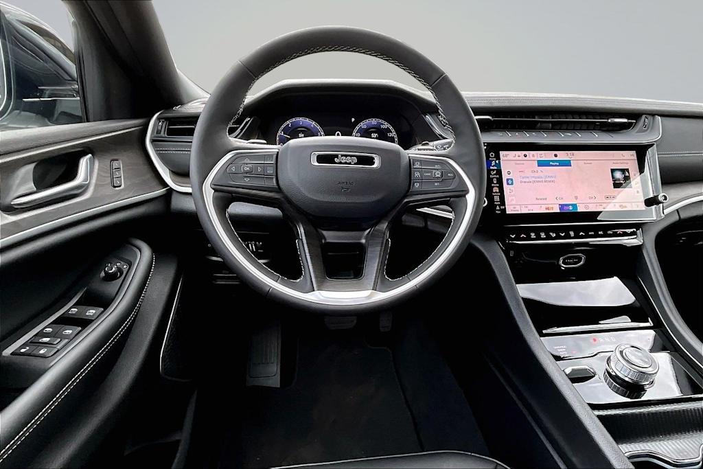 Thumbnail: 2026 Jeep Grand Cherokee L - 14