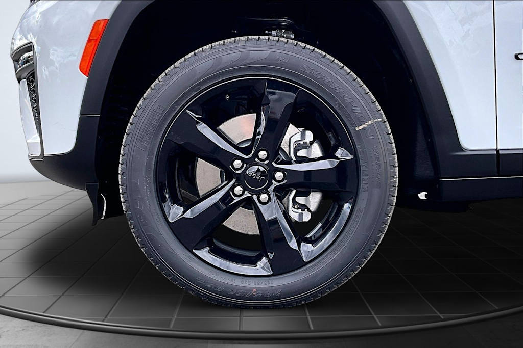 Thumbnail: 2026 Jeep Grand Cherokee L - 8