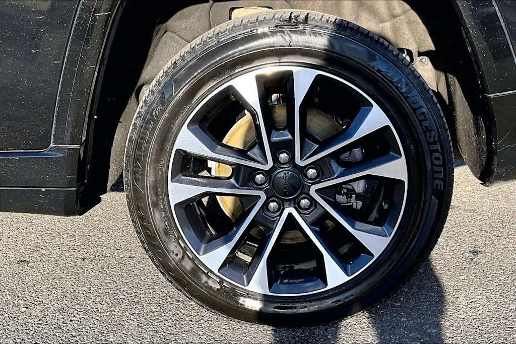 Thumbnail: 2021 Jeep Grand Cherokee L - 34