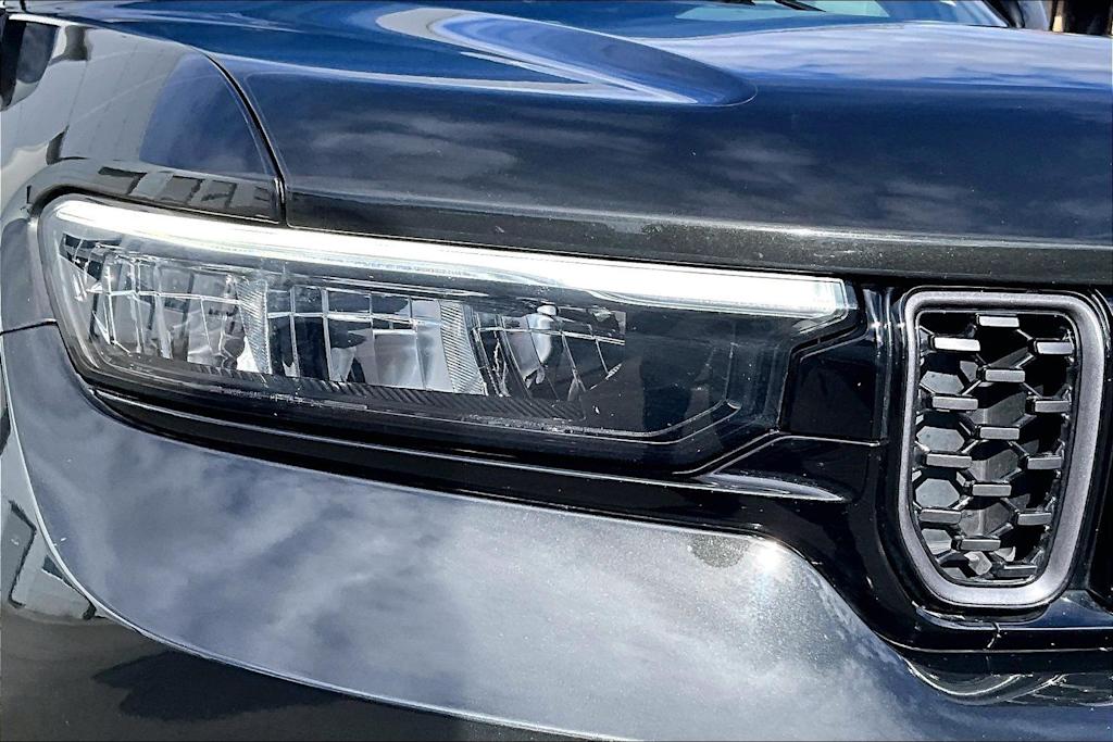 Thumbnail: 2023 Jeep Grand Cherokee L - 31