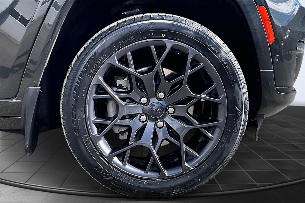 Thumbnail: 2023 Jeep Grand Cherokee L - 34