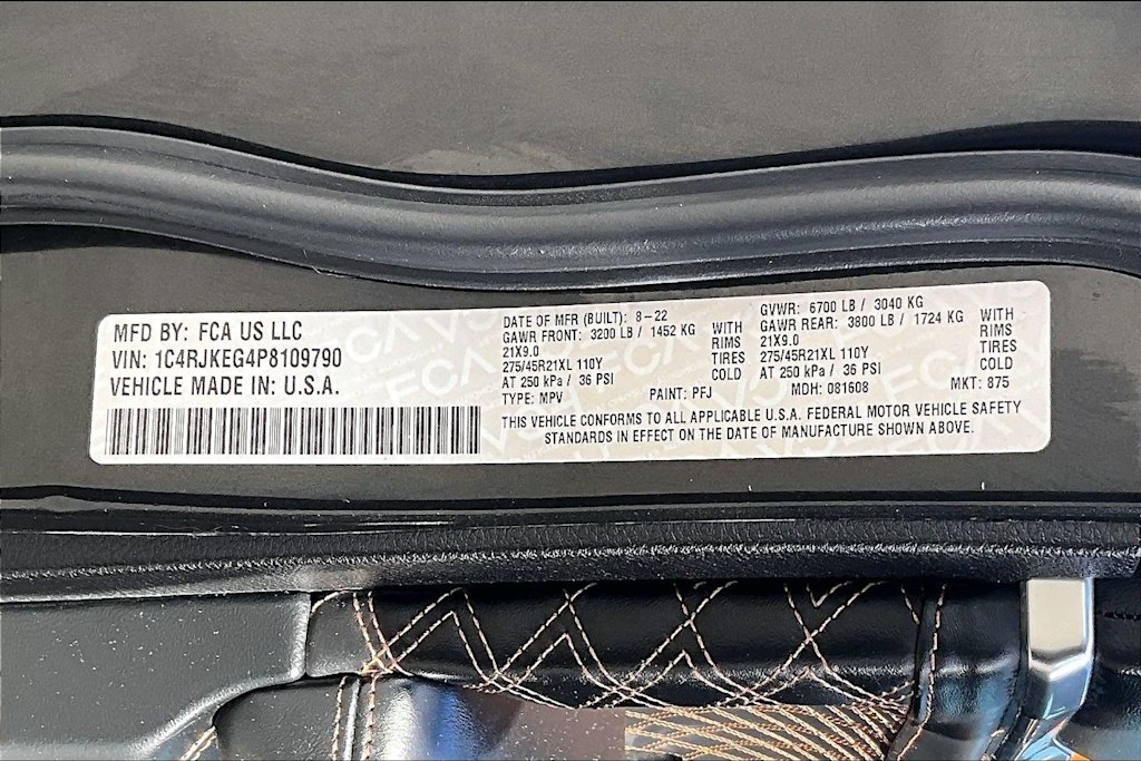 Thumbnail: 2023 Jeep Grand Cherokee L - 20