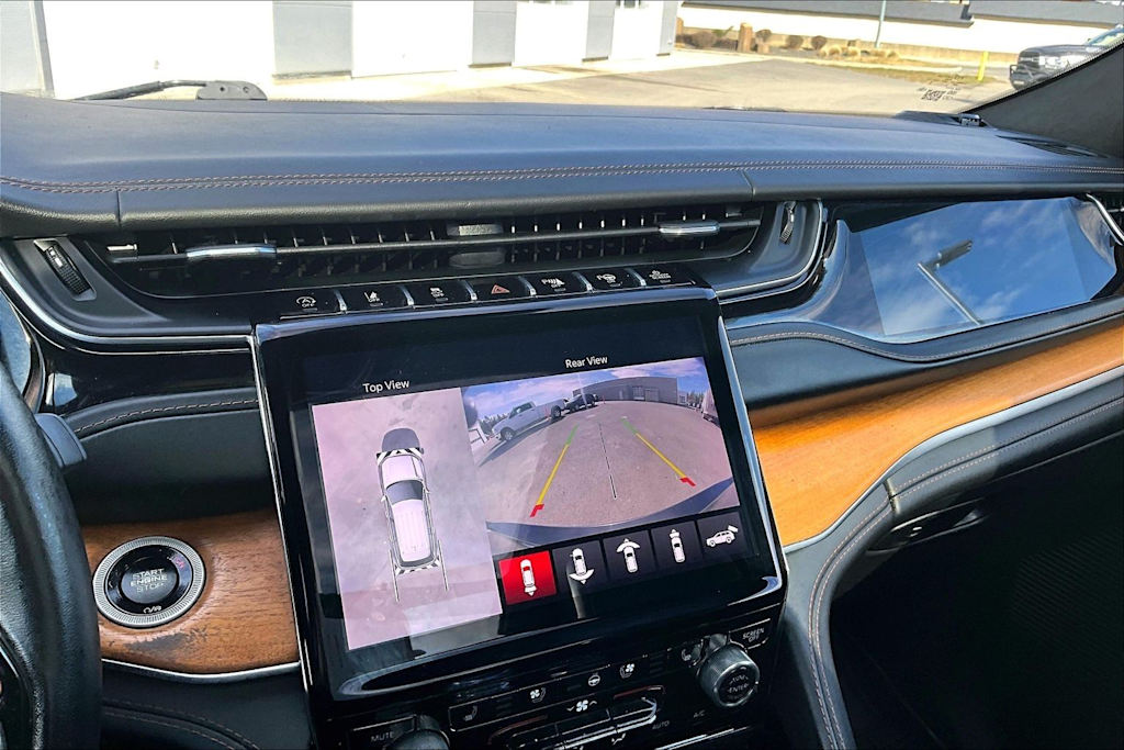 Thumbnail: 2023 Jeep Grand Cherokee L - 27