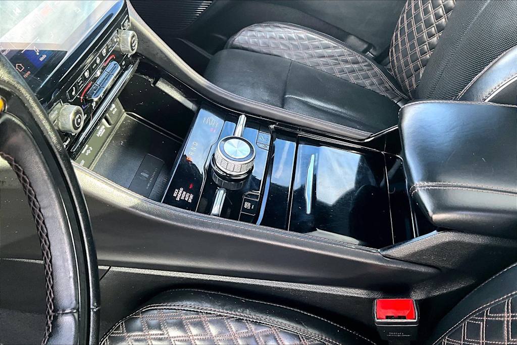 Thumbnail: 2023 Jeep Grand Cherokee L - 16