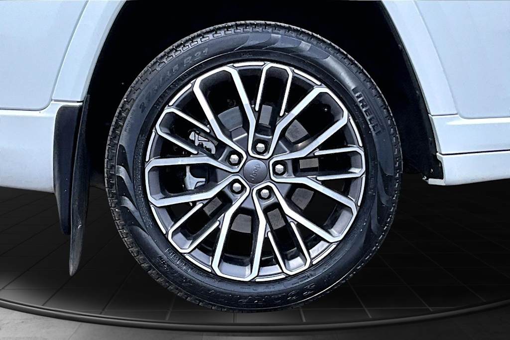 Thumbnail: 2024 Jeep Grand Cherokee L - 36