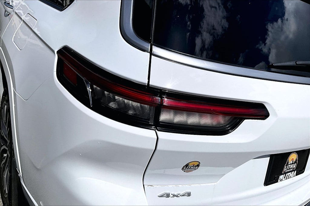 Thumbnail: 2024 Jeep Grand Cherokee L - 32