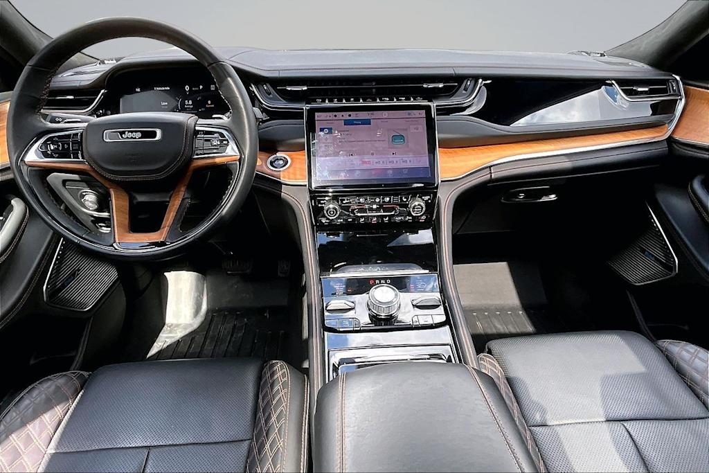 Thumbnail: 2024 Jeep Grand Cherokee L - 10
