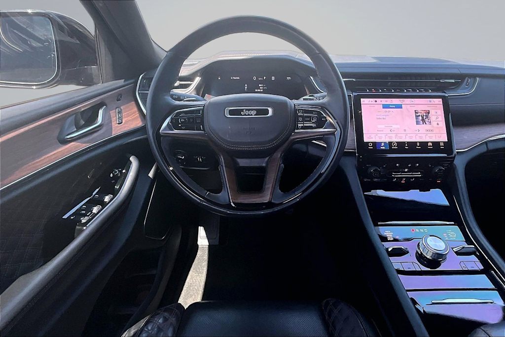 Thumbnail: 2023 Jeep Grand Cherokee L - 14