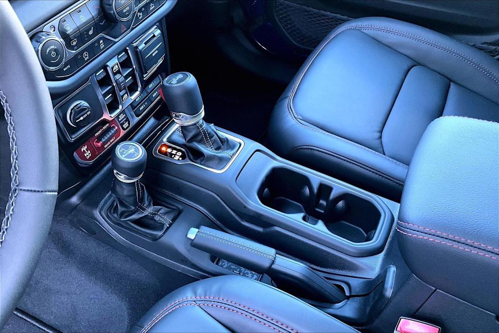 Thumbnail: 2026 Jeep Wrangler - 16