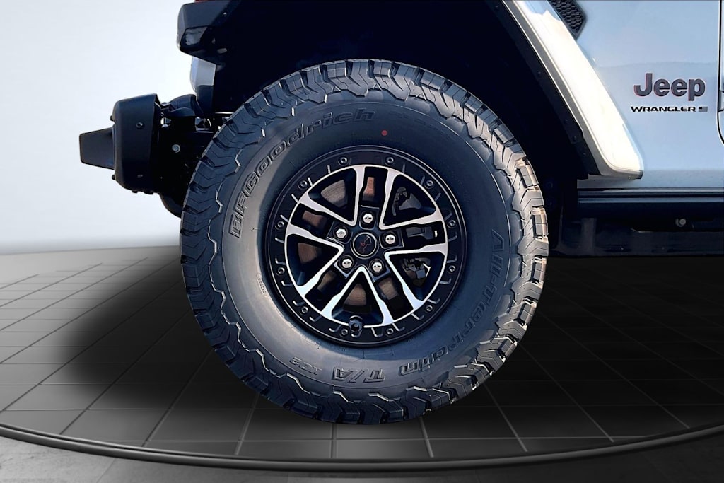 Thumbnail: 2026 Jeep Wrangler - 8