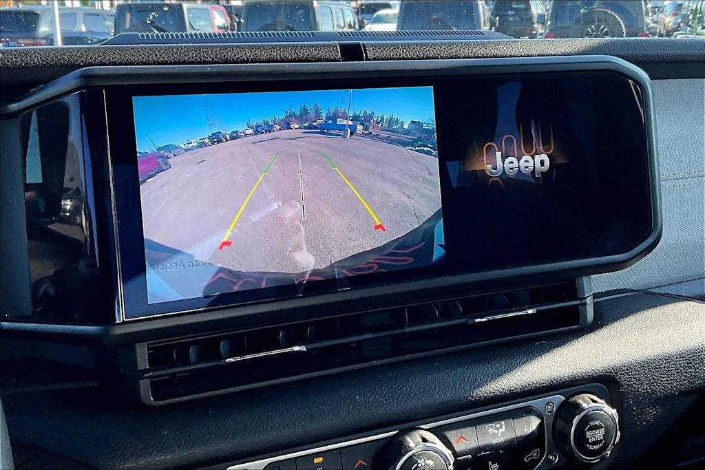 Thumbnail: 2024 Jeep Wrangler - 27