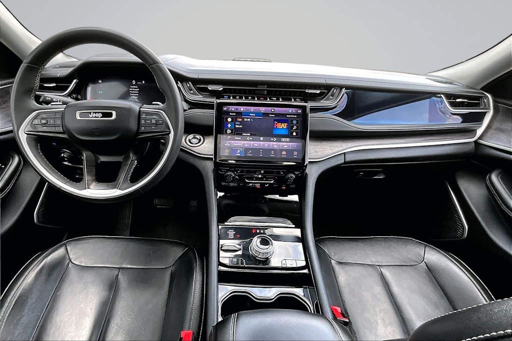 Thumbnail: 2022 Jeep Grand Cherokee - 9