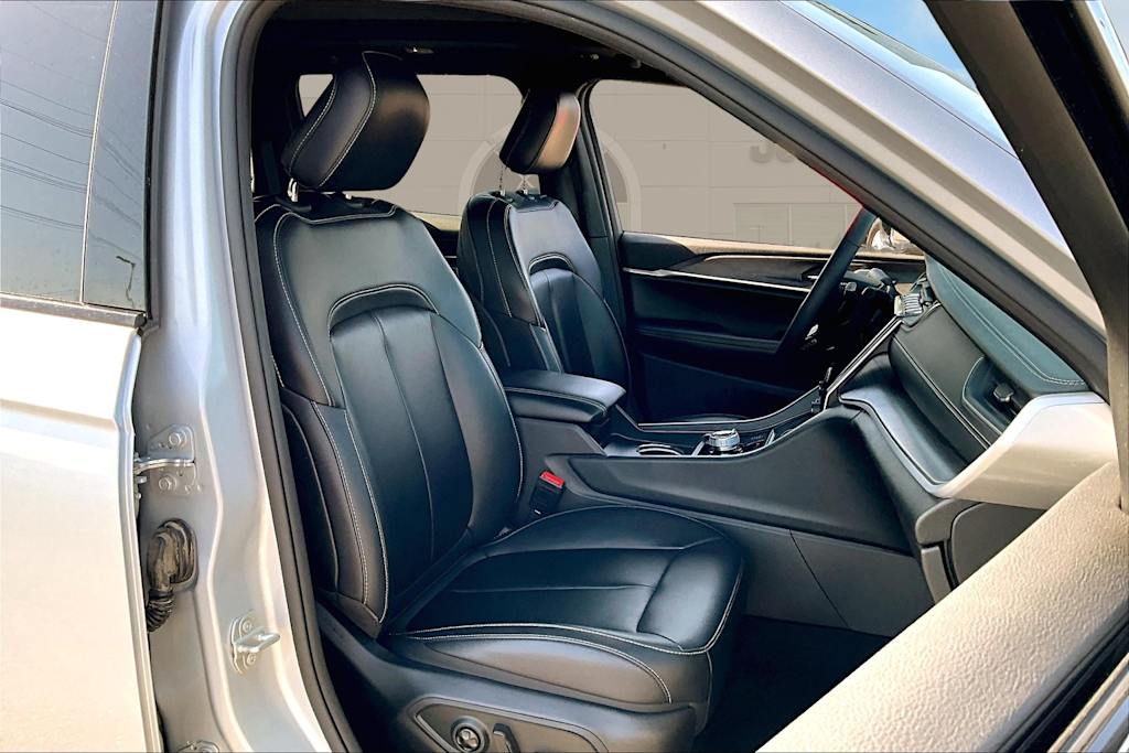 2024 Jeep Grand Cherokee 4xe 10