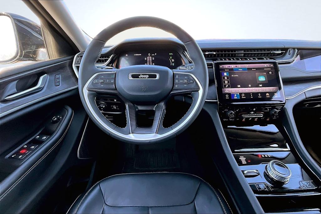 Thumbnail: 2022 Jeep Grand Cherokee - 14