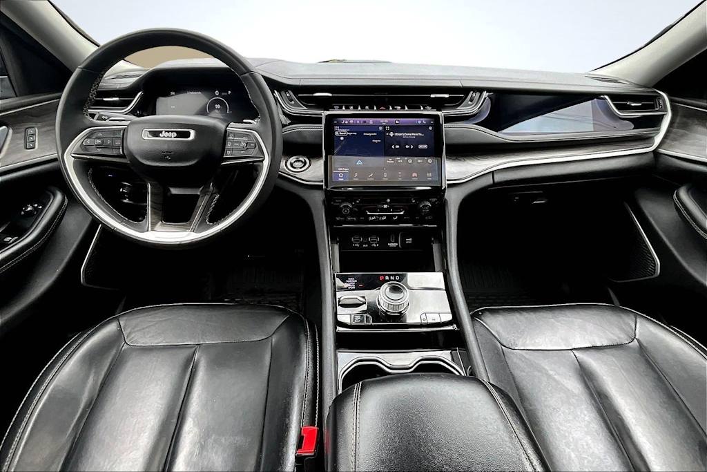 Thumbnail: 2022 Jeep Grand Cherokee - 10