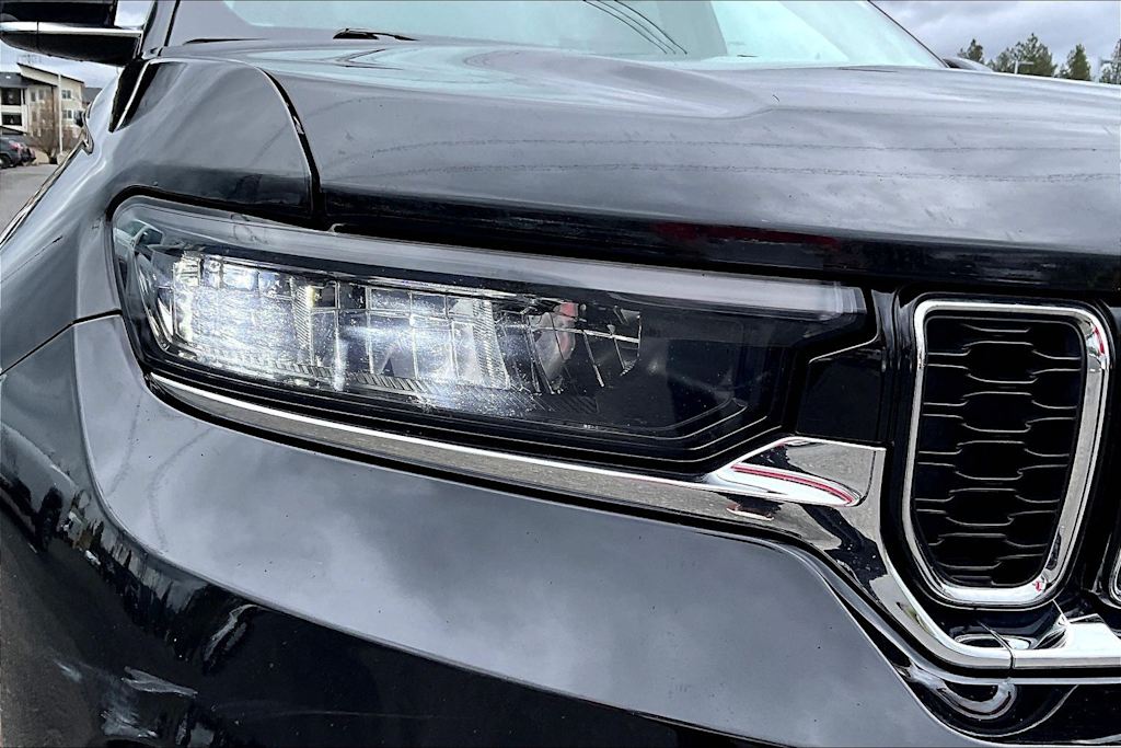 Thumbnail: 2022 Jeep Grand Cherokee - 31