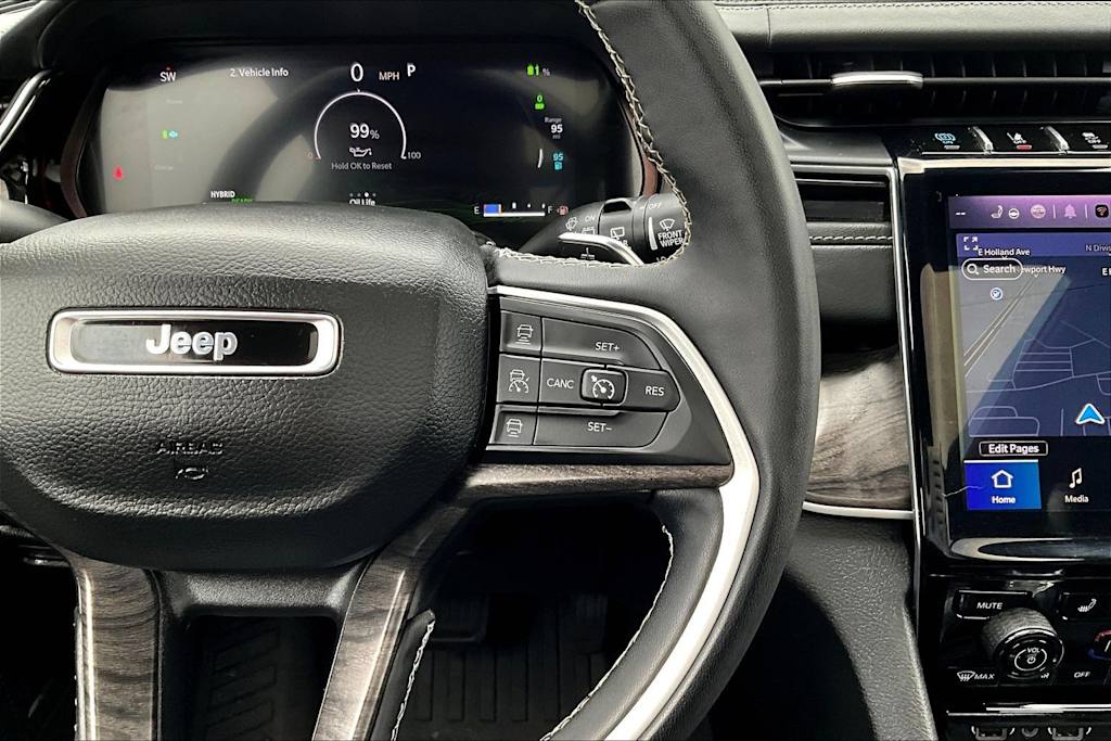 Thumbnail: 2022 Jeep Grand Cherokee - 26