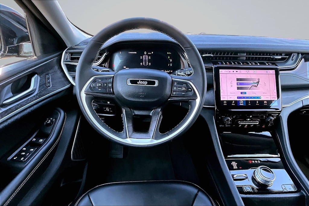 Thumbnail: 2023 Jeep Grand Cherokee - 13