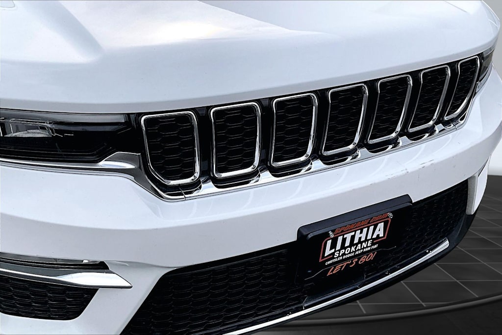 Thumbnail: 2023 Jeep Grand Cherokee - 33