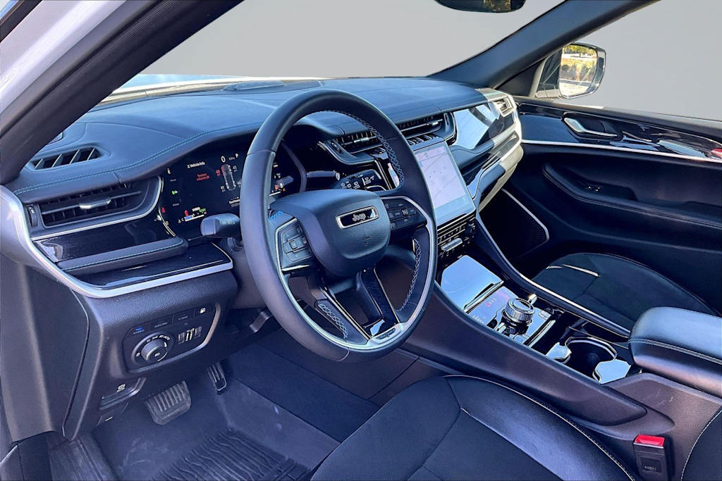 Thumbnail: 2022 Jeep Grand Cherokee - 2