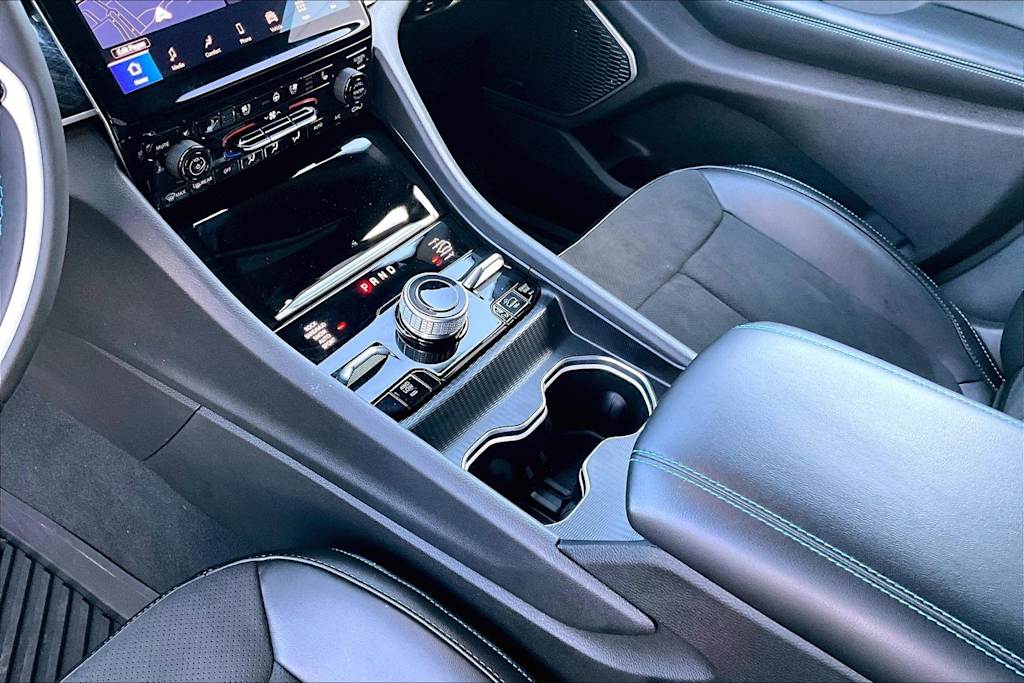 Thumbnail: 2025 Jeep Grand Cherokee - 17