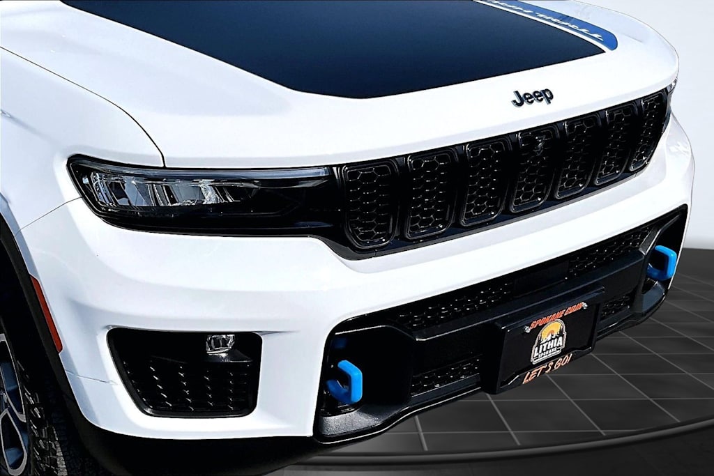 Thumbnail: 2022 Jeep Grand Cherokee - 33