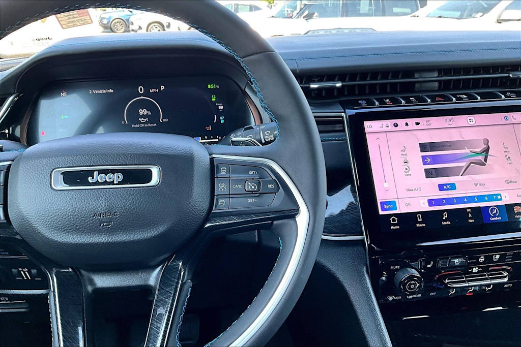 Thumbnail: 2022 Jeep Grand Cherokee - 27