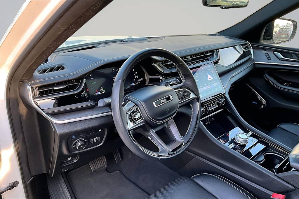 Thumbnail: 2023 Jeep Grand Cherokee - 2
