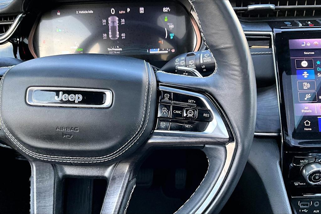 Thumbnail: 2023 Jeep Grand Cherokee - 26
