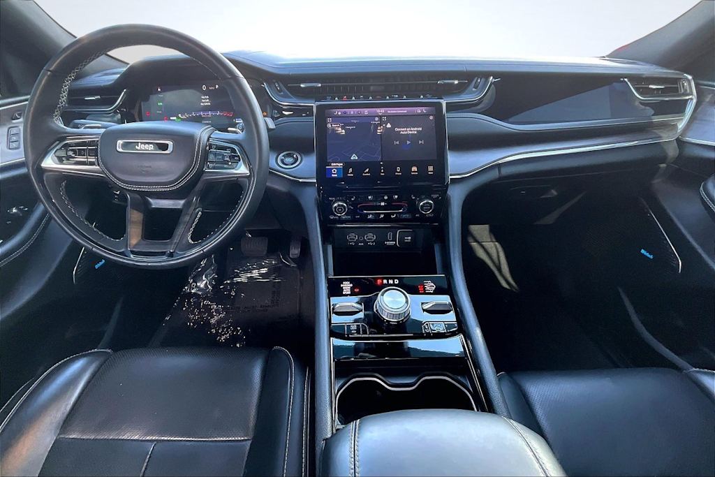 Thumbnail: 2023 Jeep Grand Cherokee - 10