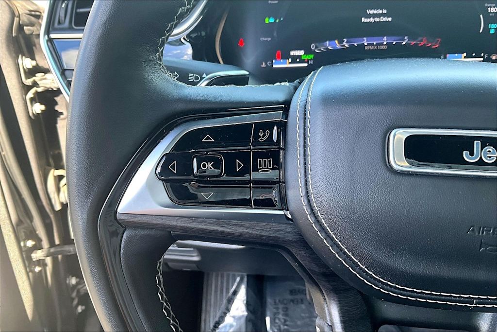 Thumbnail: 2023 Jeep Grand Cherokee - 25