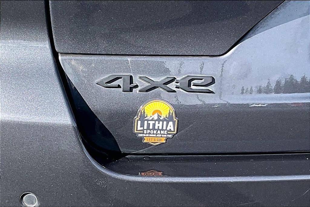 Thumbnail: 2023 Jeep Grand Cherokee - 7