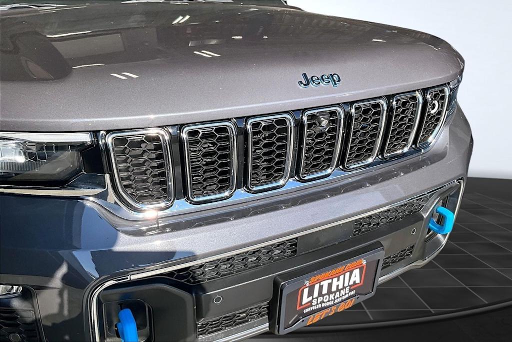 Thumbnail: 2023 Jeep Grand Cherokee - 33