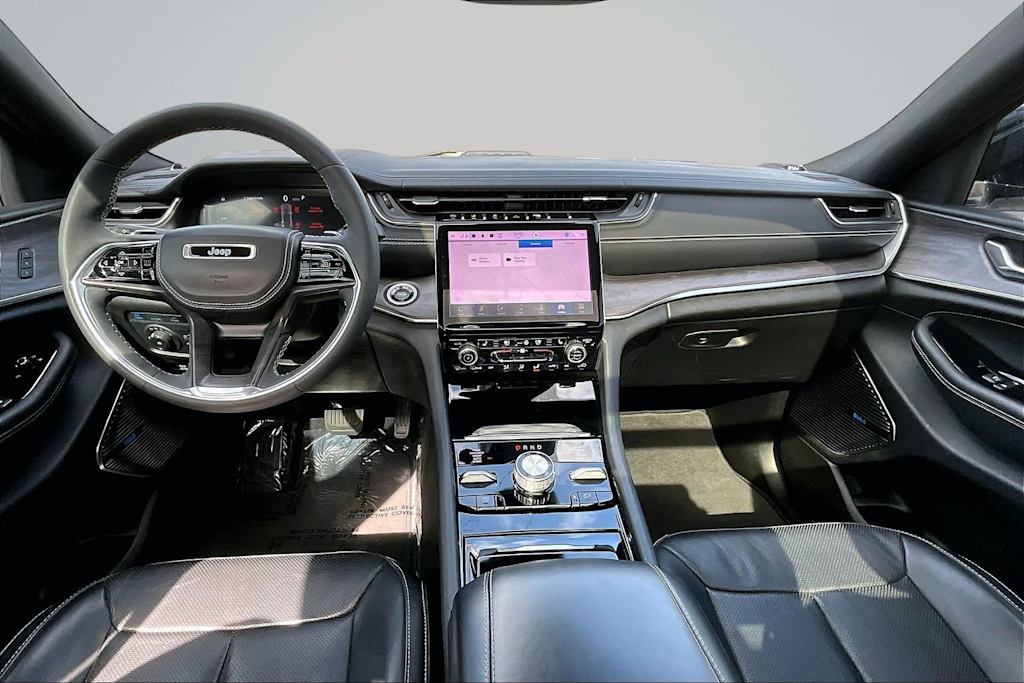 Thumbnail: 2022 Jeep Grand Cherokee - 10