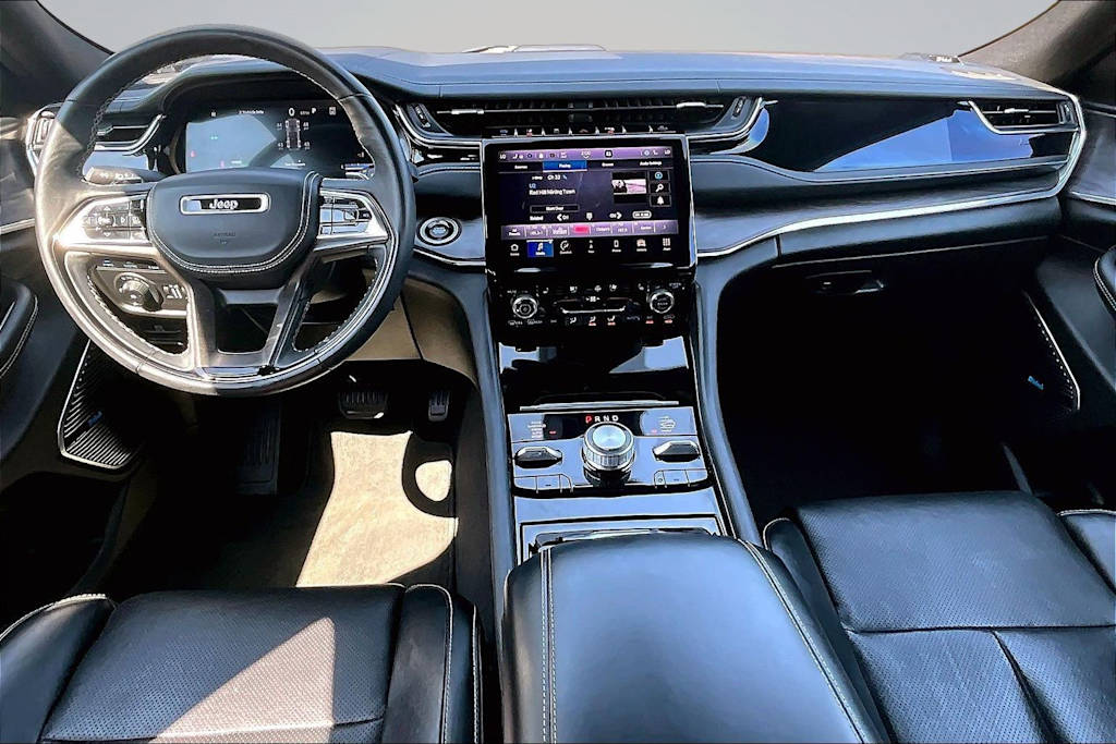 Thumbnail: 2023 Jeep Grand Cherokee - 10