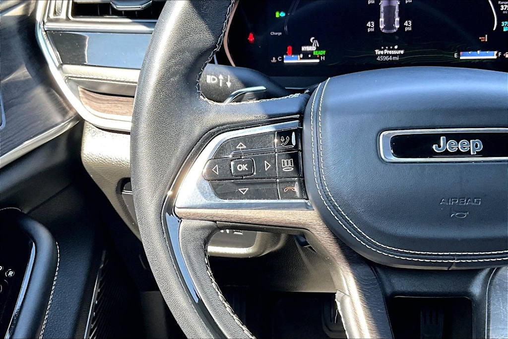 Thumbnail: 2023 Jeep Grand Cherokee - 25