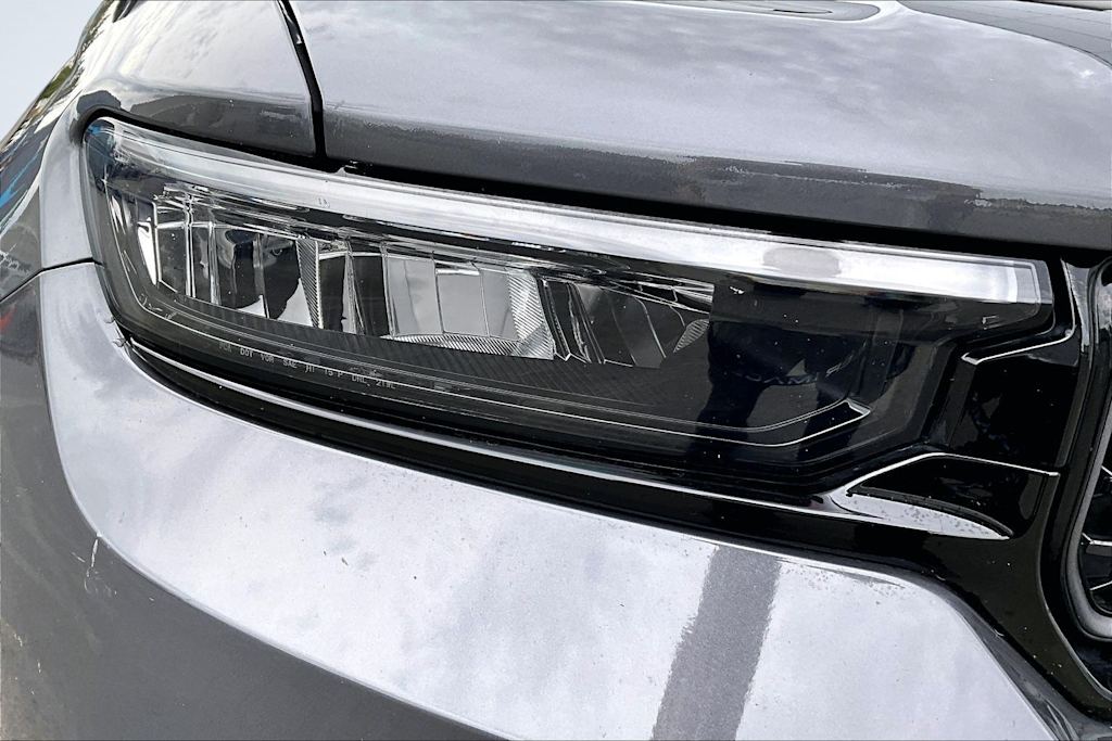 Thumbnail: 2023 Jeep Grand Cherokee - 31