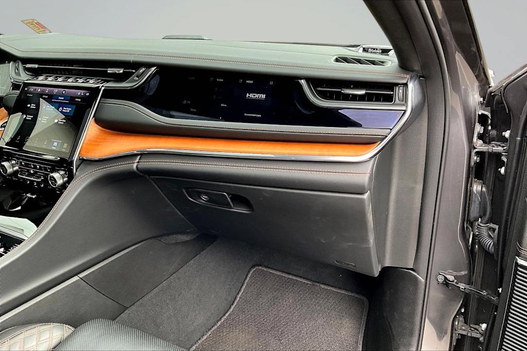 Thumbnail: 2023 Jeep Grand Cherokee - 24