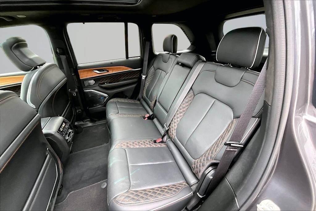Thumbnail: 2023 Jeep Grand Cherokee - 20