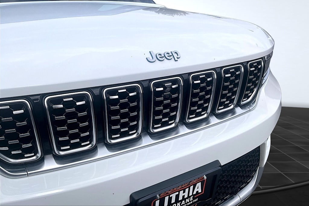Thumbnail: 2023 Jeep Grand Cherokee - 33