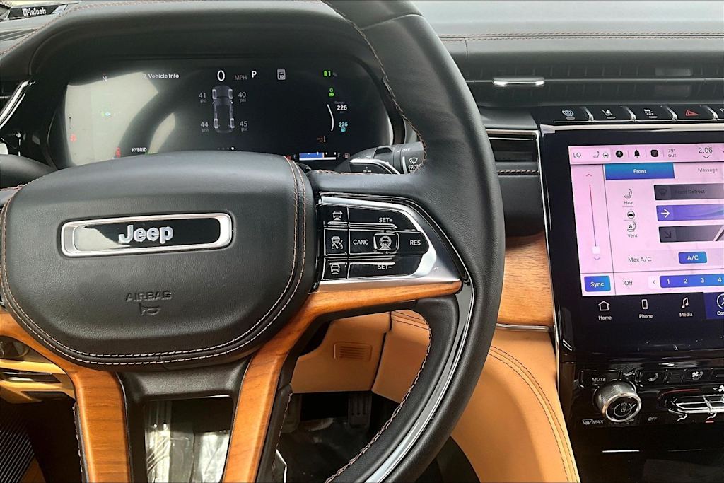 Thumbnail: 2023 Jeep Grand Cherokee - 26