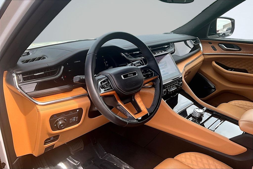 Thumbnail: 2023 Jeep Grand Cherokee - 2