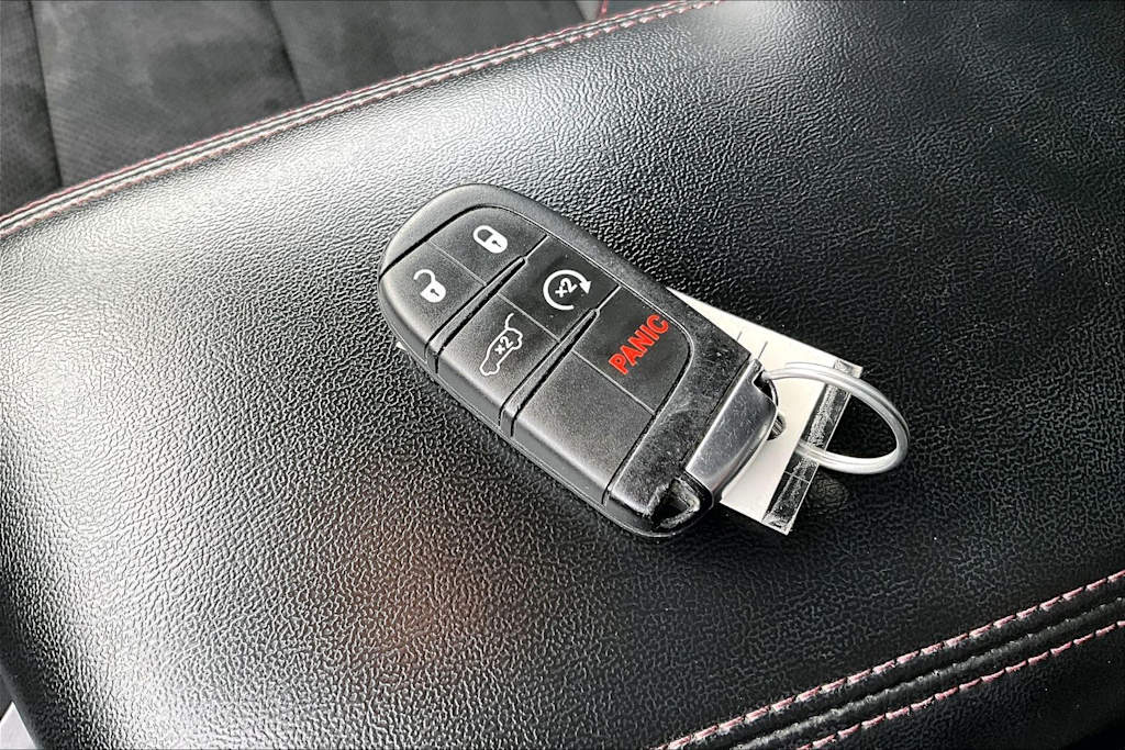 Thumbnail: 2022 Dodge Durango - 19