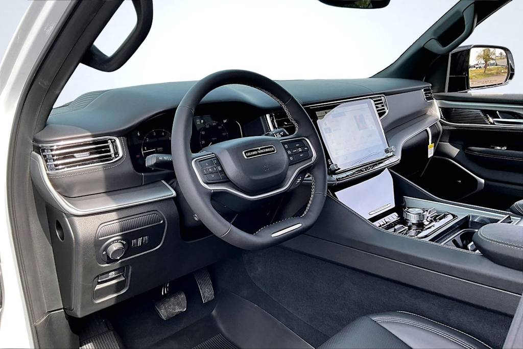 Thumbnail: 2026 Jeep Grand Wagoneer L - 2