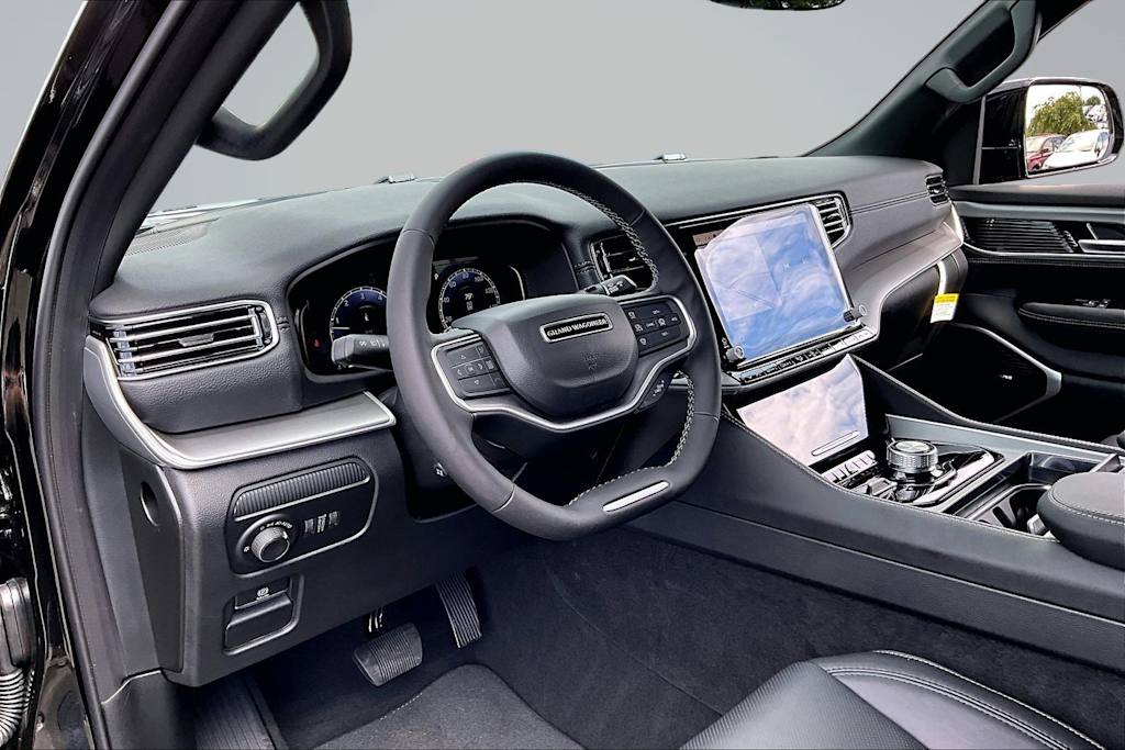 Thumbnail: 2026 Jeep Grand Wagoneer L - 2
