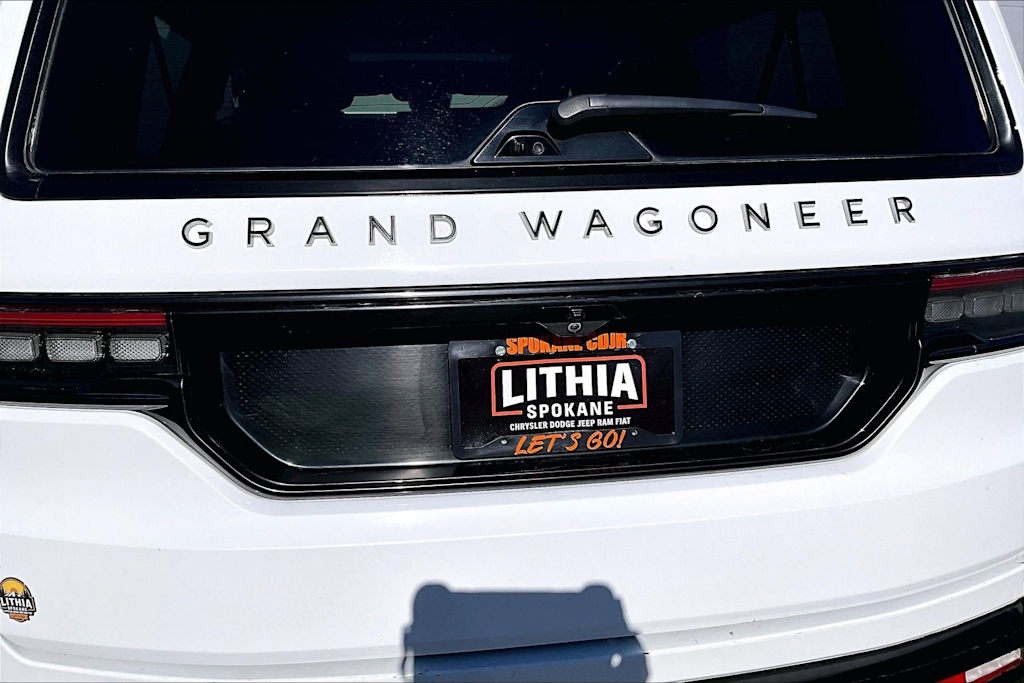 Thumbnail: 2024 Jeep Grand Wagoneer L - 7