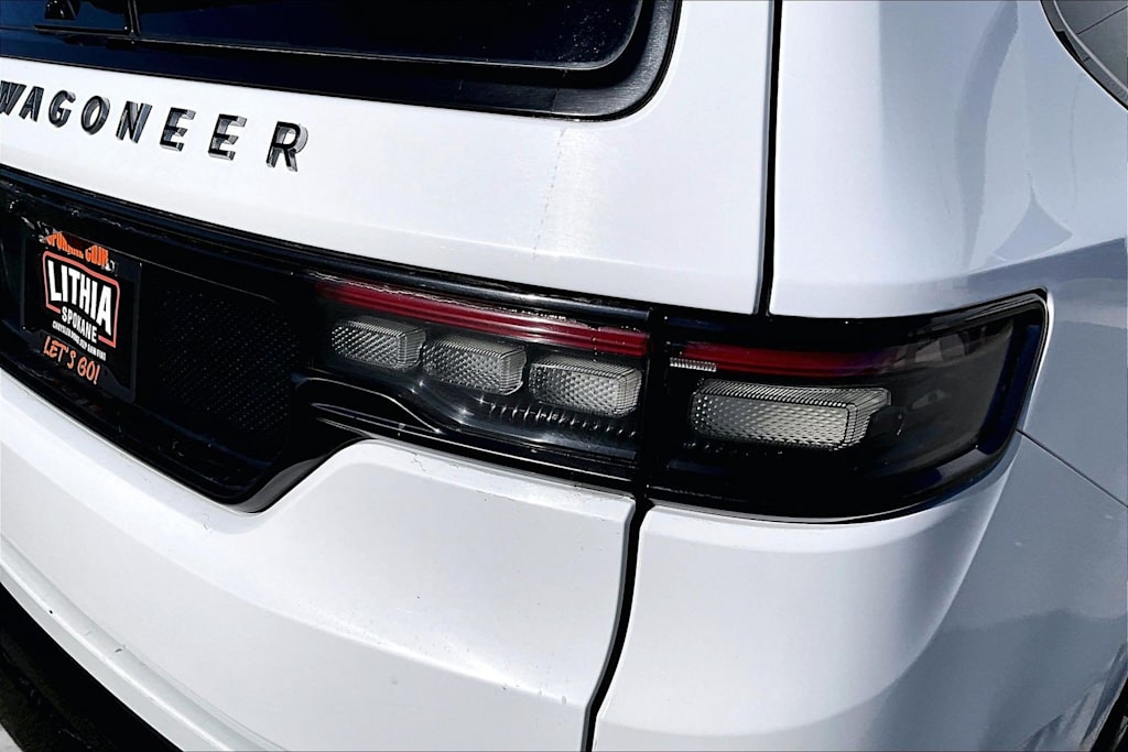 Thumbnail: 2024 Jeep Grand Wagoneer L - 32