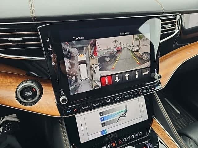 2024 Jeep Grand Wagoneer L Series III 8