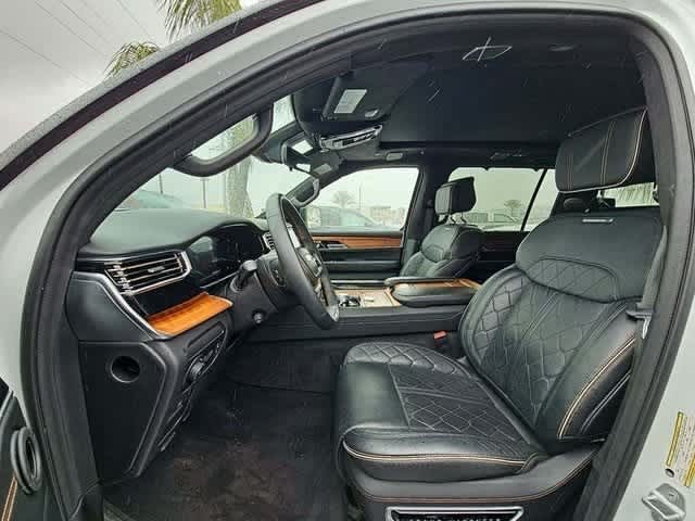2024 Jeep Grand Wagoneer L Series III 5